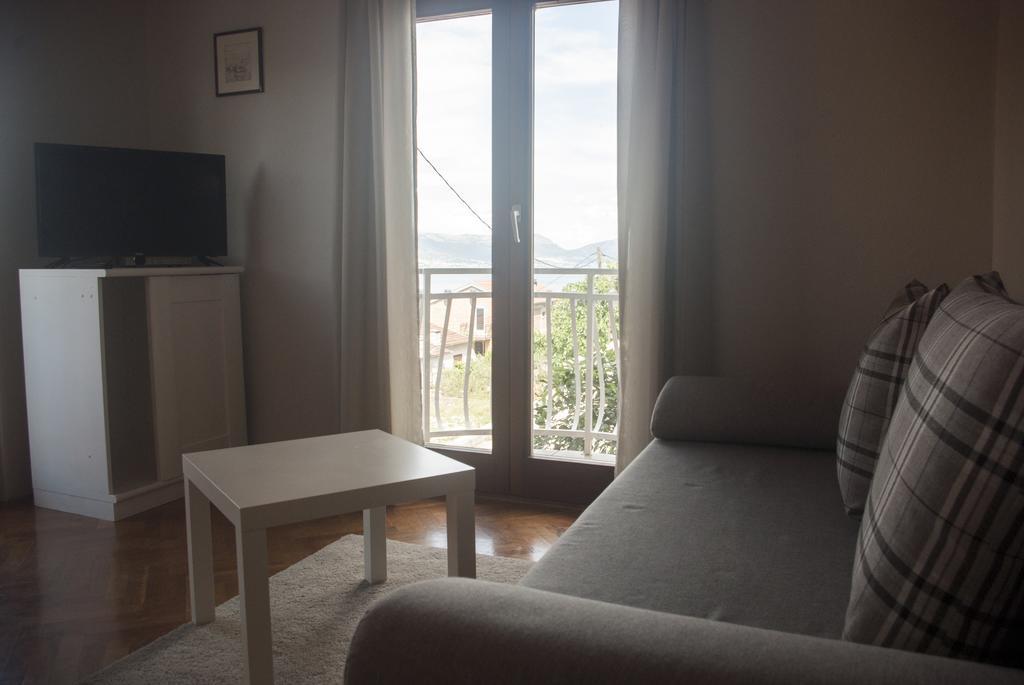 Apartments Vongula Trogir Exterior photo