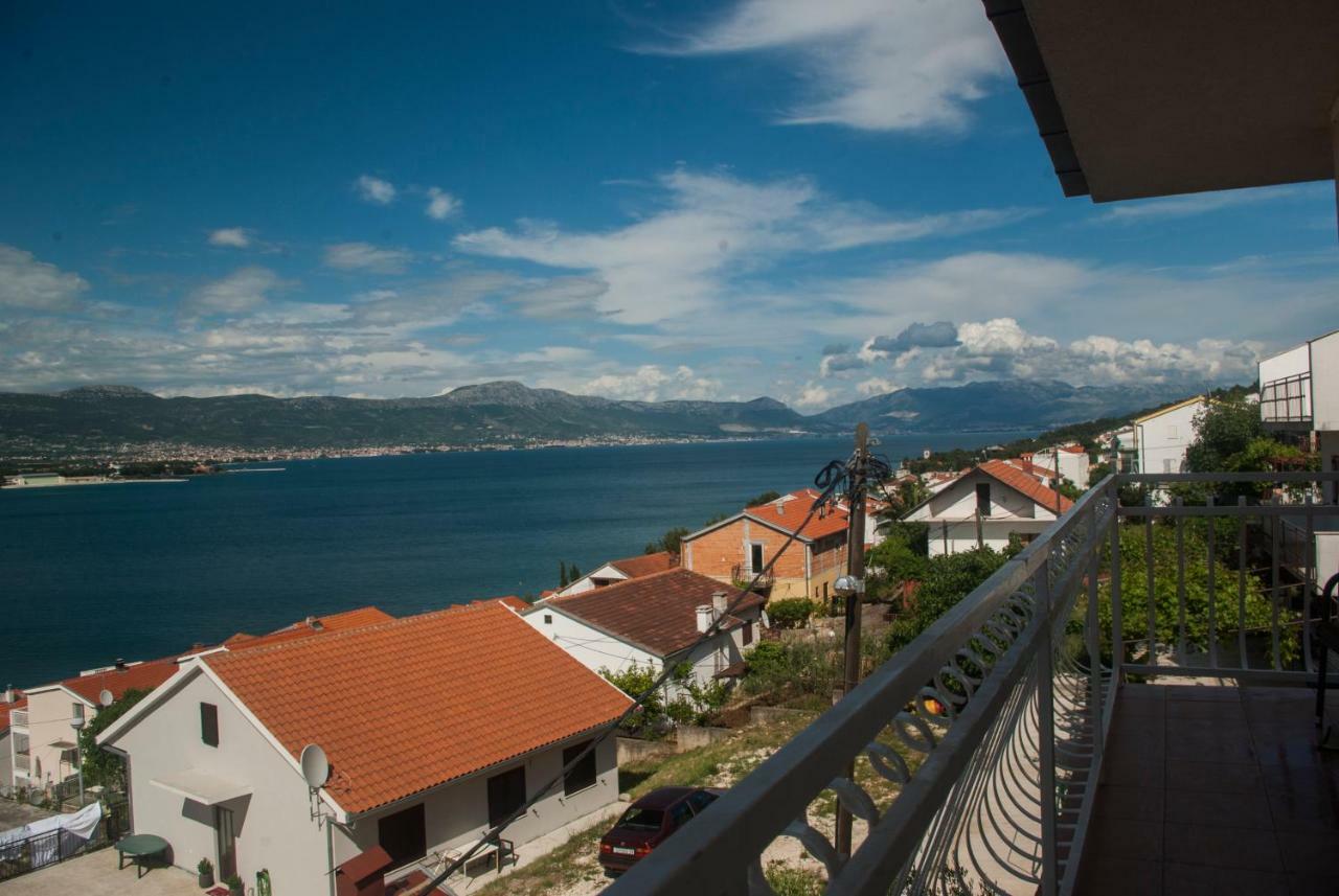 Apartments Vongula Trogir Exterior photo